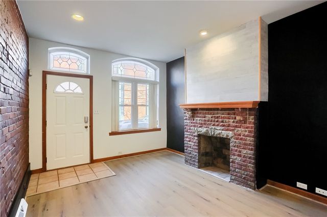 2810 Sarah St 2, South Side, PA 15203