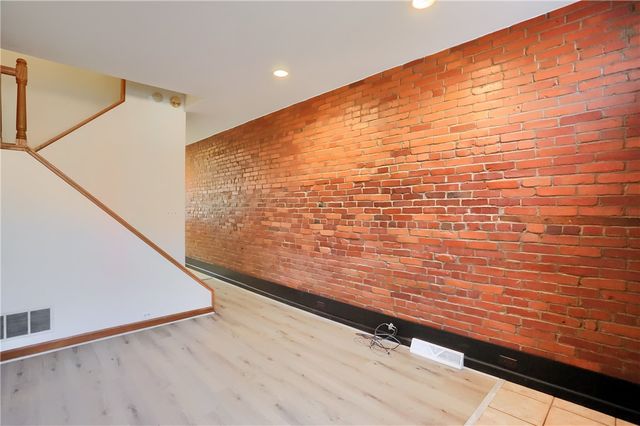 2810 Sarah St 2, South Side, PA 15203