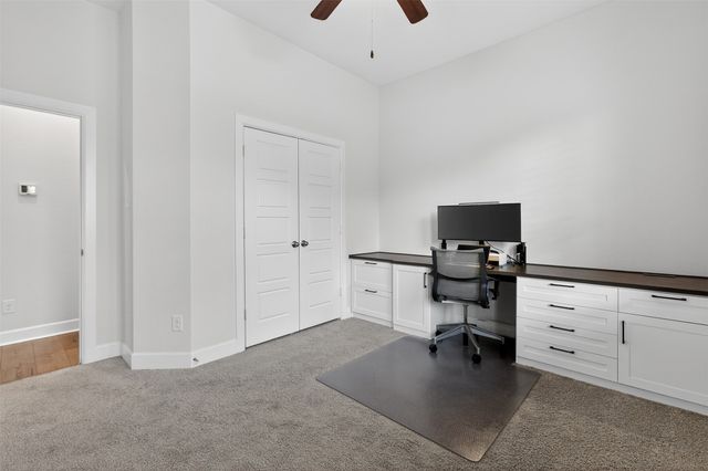 580 Courtyard Lane, Irving, TX 75039