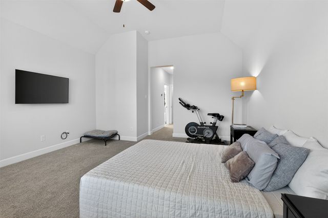 580 Courtyard Lane, Irving, TX 75039