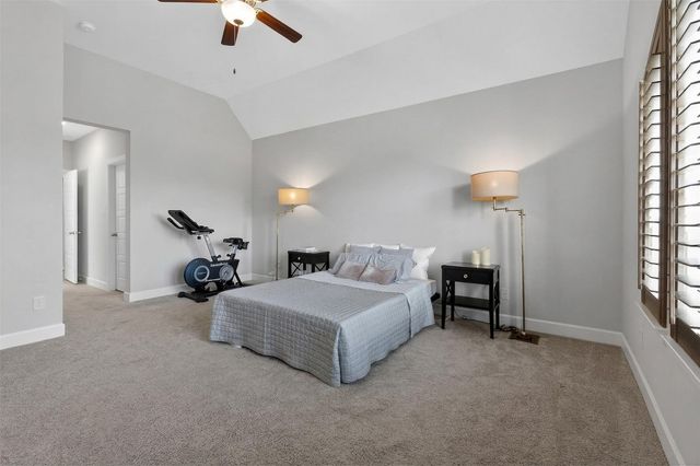 580 Courtyard Lane, Irving, TX 75039