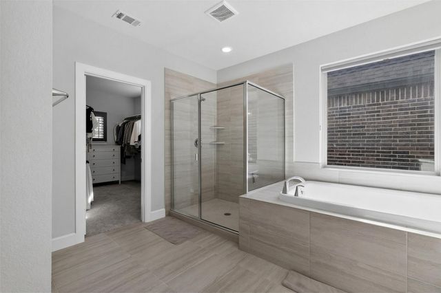 580 Courtyard Lane, Irving, TX 75039