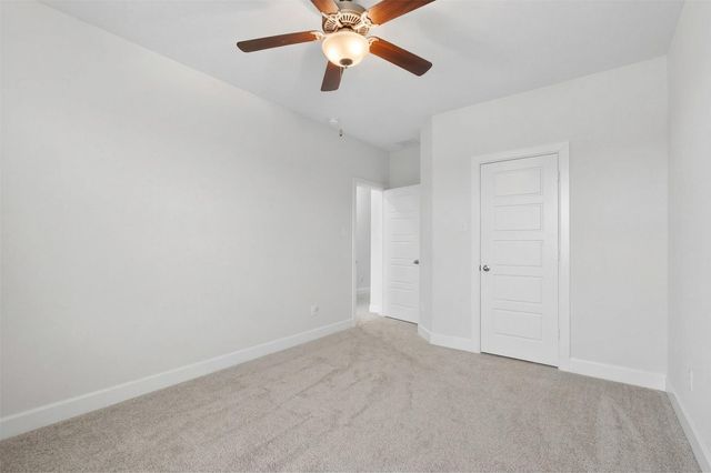 580 Courtyard Lane, Irving, TX 75039