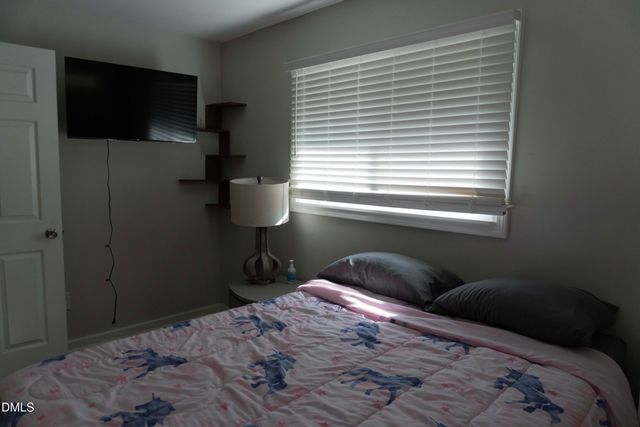 111 Buckingham Avenue, Fayetteville, NC 28301