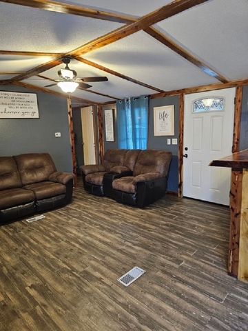 398 Millcreek Road, Pleasant Grove, AR 72567