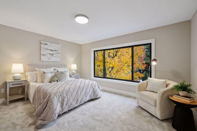 5920 Wooddale Avenue, Edina, MN 55424