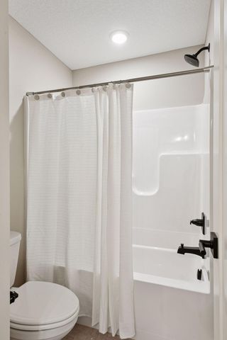 5920 Wooddale Avenue, Edina, MN 55424