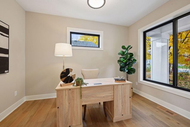 5920 Wooddale Avenue, Edina, MN 55424