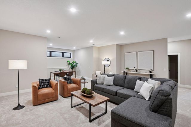 5920 Wooddale Avenue, Edina, MN 55424