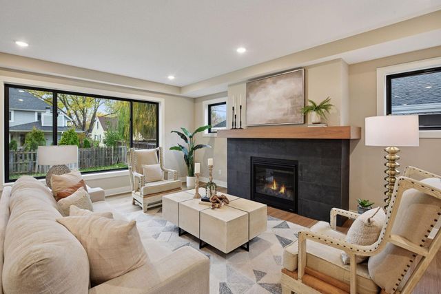 5920 Wooddale Avenue, Edina, MN 55424