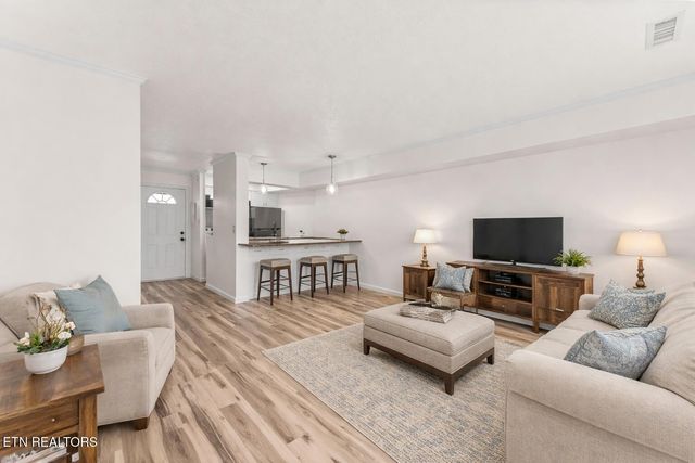 45 Wilshire Heights Drive, Crossville, TN 38558