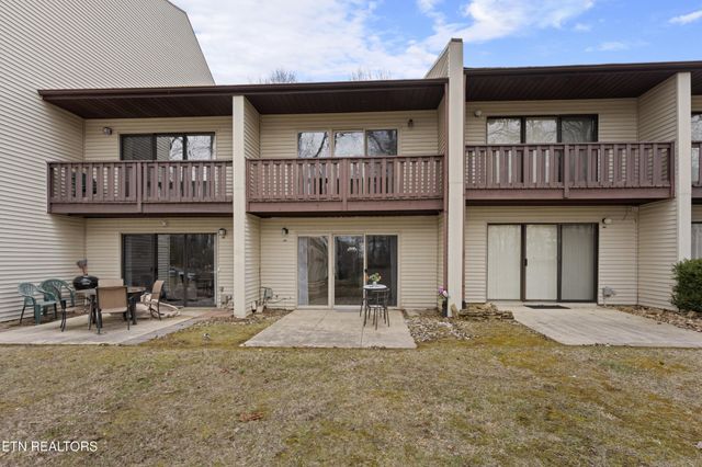 45 Wilshire Heights Drive, Crossville, TN 38558