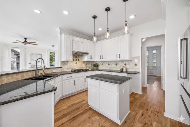 4700 River Place BLVD 6, Austin, TX 78730
