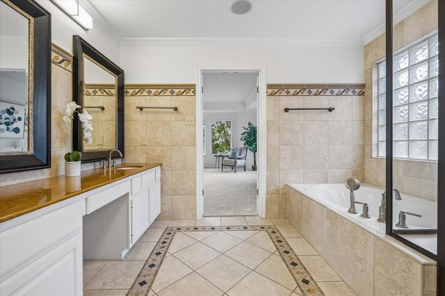 4700 River Place BLVD 6, Austin, TX 78730