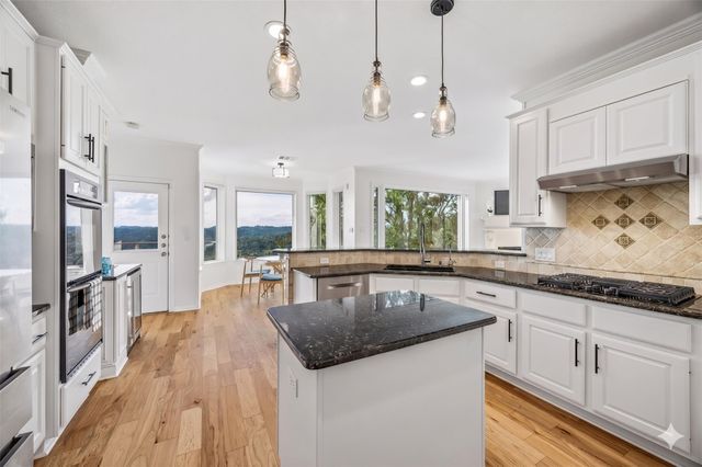 4700 River Place BLVD 6, Austin, TX 78730