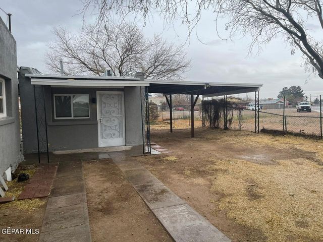 7921 Lirio Road B, El Paso, TX 79915