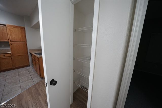 7255 West Sunset Road 1121, Las Vegas, NV 89113