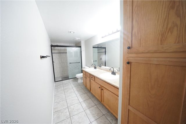 7255 West Sunset Road 1121, Las Vegas, NV 89113