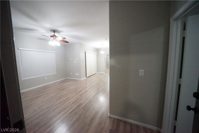 7255 West Sunset Road 1121, Las Vegas, NV 89113