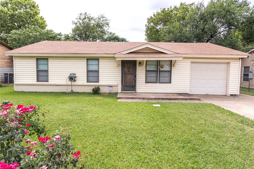 5224 Shackleford Street, Fort Worth, TX 76119