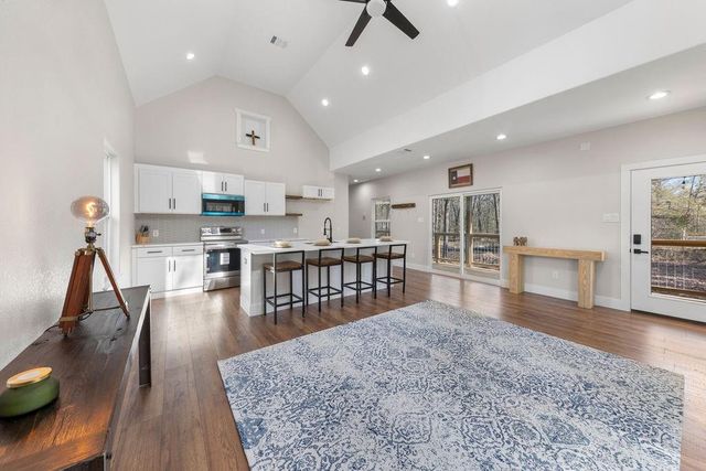 174 Star Dust Drive, Livingston, TX 77351