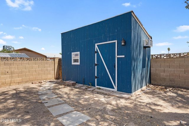 3626 W SHANGRI LA Road, Phoenix, AZ 85029