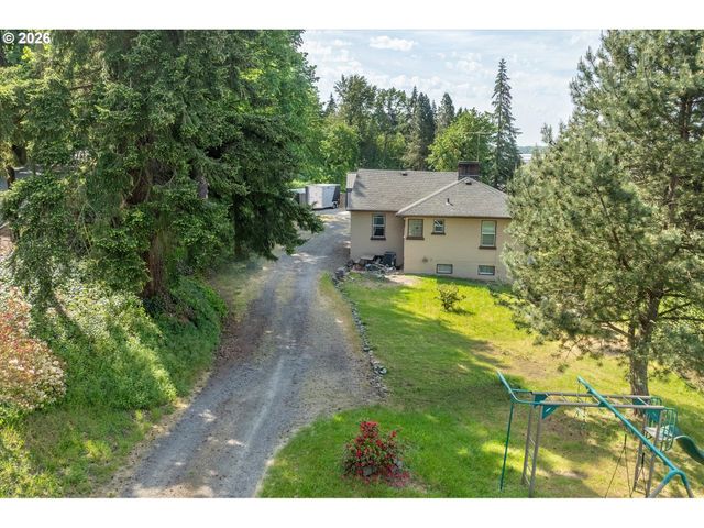201 CARROLL Rd, Kelso, WA 98626