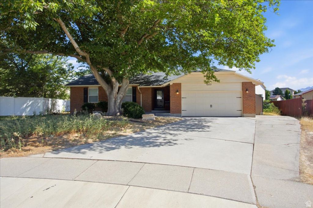 6277 S STONEHOLLOW CIR, Taylorsville, UT 84129 — photo 2