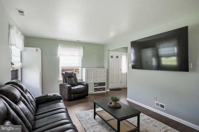 773 RICHMOND DR, Turnersville, NJ 08012