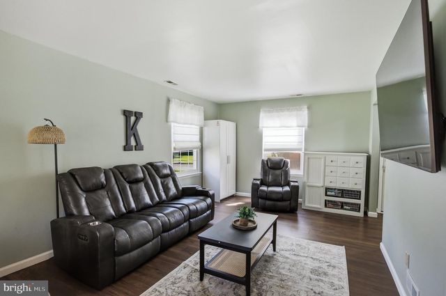 773 RICHMOND DR, Turnersville, NJ 08012
