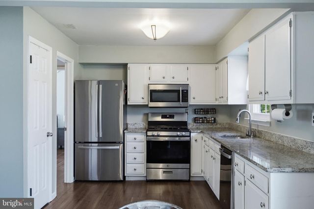 773 RICHMOND DR, Turnersville, NJ 08012