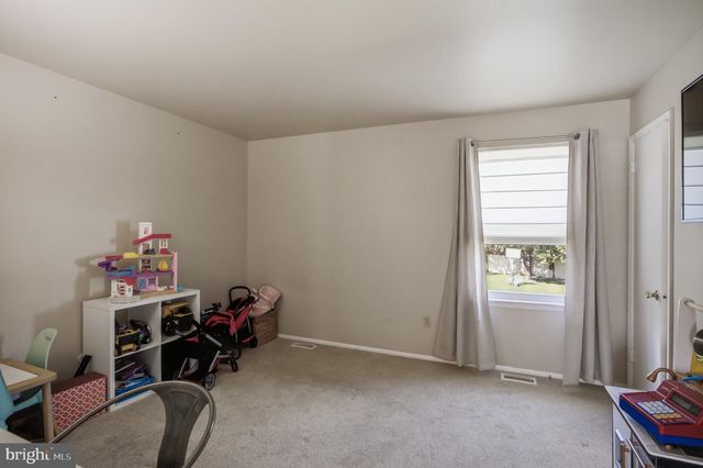 773 RICHMOND DR, Turnersville, NJ 08012