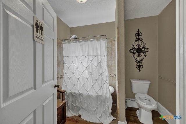 608 S Guadalupe Street, San Marcos, TX 78666