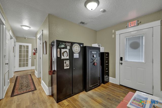 608 S Guadalupe Street, San Marcos, TX 78666