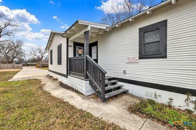 608 S Guadalupe Street, San Marcos, TX 78666