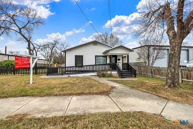 608 S Guadalupe Street, San Marcos, TX 78666