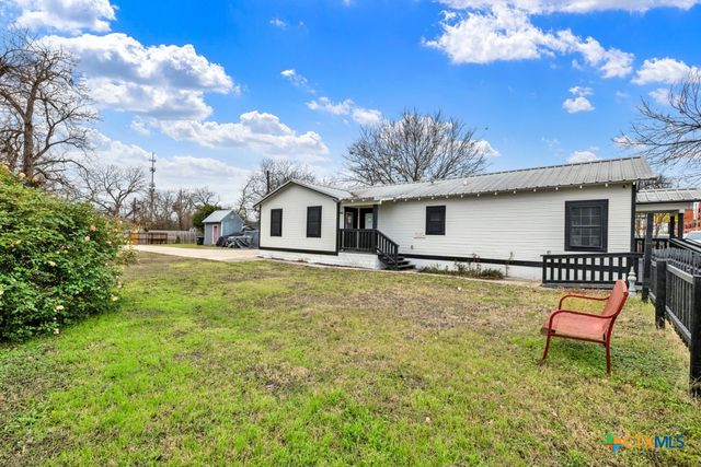 608 S Guadalupe Street, San Marcos, TX 78666