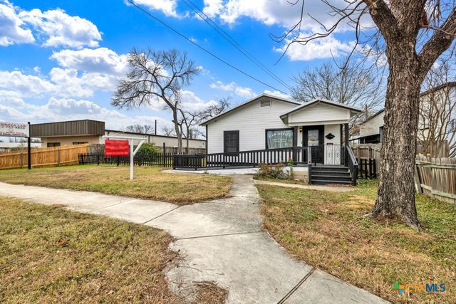 608 S Guadalupe Street, San Marcos, TX 78666