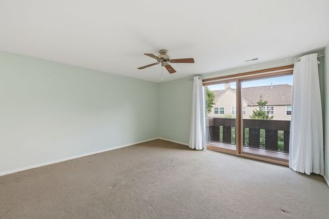 221 Cascade Drive, Indian Head Park, IL 60525