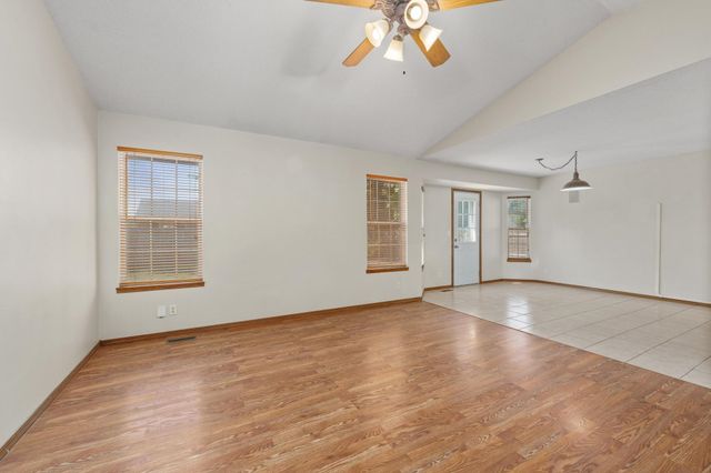 10905 W Ryan, Wichita, KS 67205