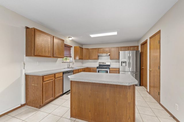 10905 W Ryan, Wichita, KS 67205