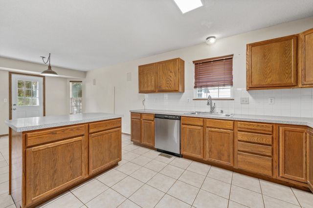 10905 W Ryan, Wichita, KS 67205