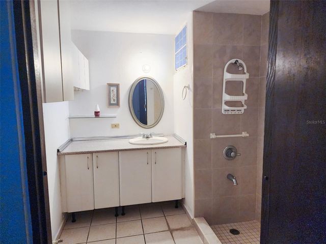 100 CALLE MARACAIBO d 212, San Juan, PR 00926