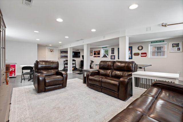 3638 HARRISON Avenue, Brookfield, IL 60513