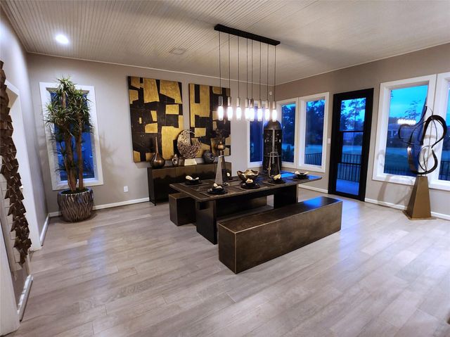 38 Fairway Park, Montgomery, TX 77356