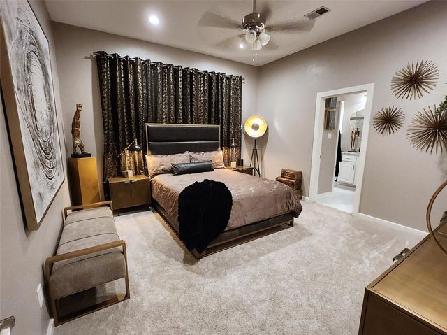 38 Fairway Park, Montgomery, TX 77356