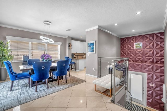 7565 NW 19th Drive, Pembroke Pines, FL 33024