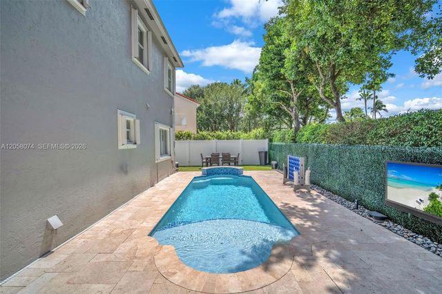 7565 NW 19th Drive, Pembroke Pines, FL 33024
