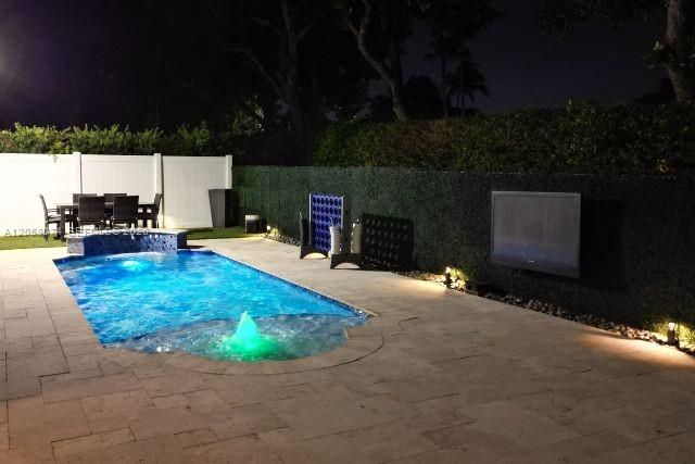 7565 NW 19th Drive, Pembroke Pines, FL 33024