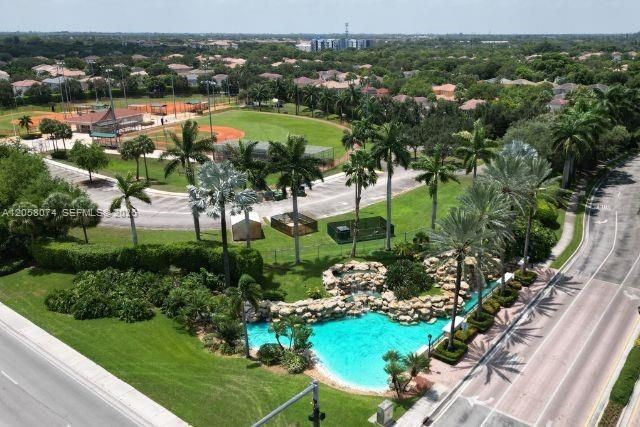 7565 NW 19th Drive, Pembroke Pines, FL 33024